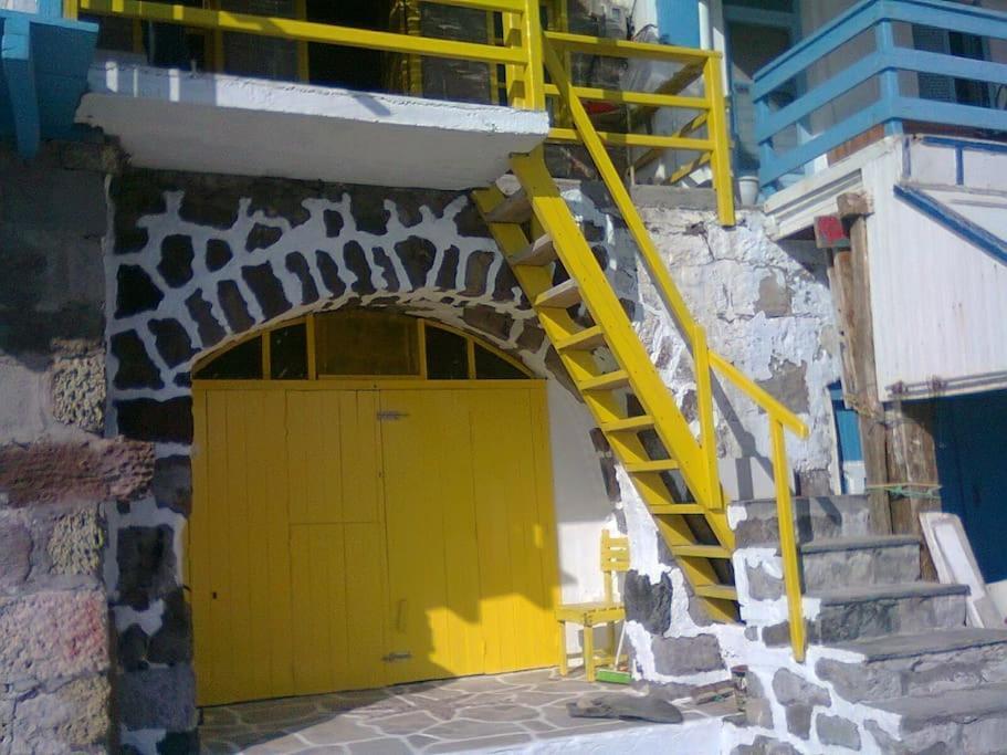 The Yellow Boat House Klima  エクステリア 写真
